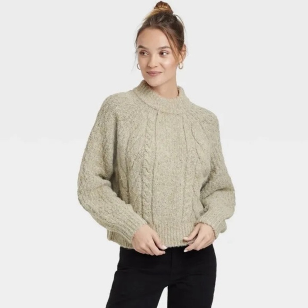 Women’s sweater size XS